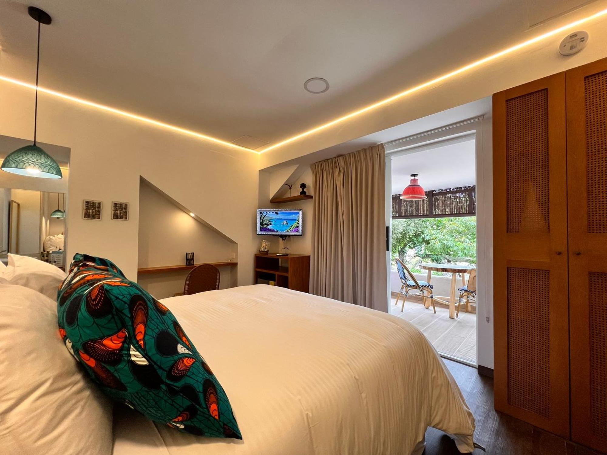 Pao Pao Hotel & Beach Club อีสลากรันเด ภายนอก รูปภาพ