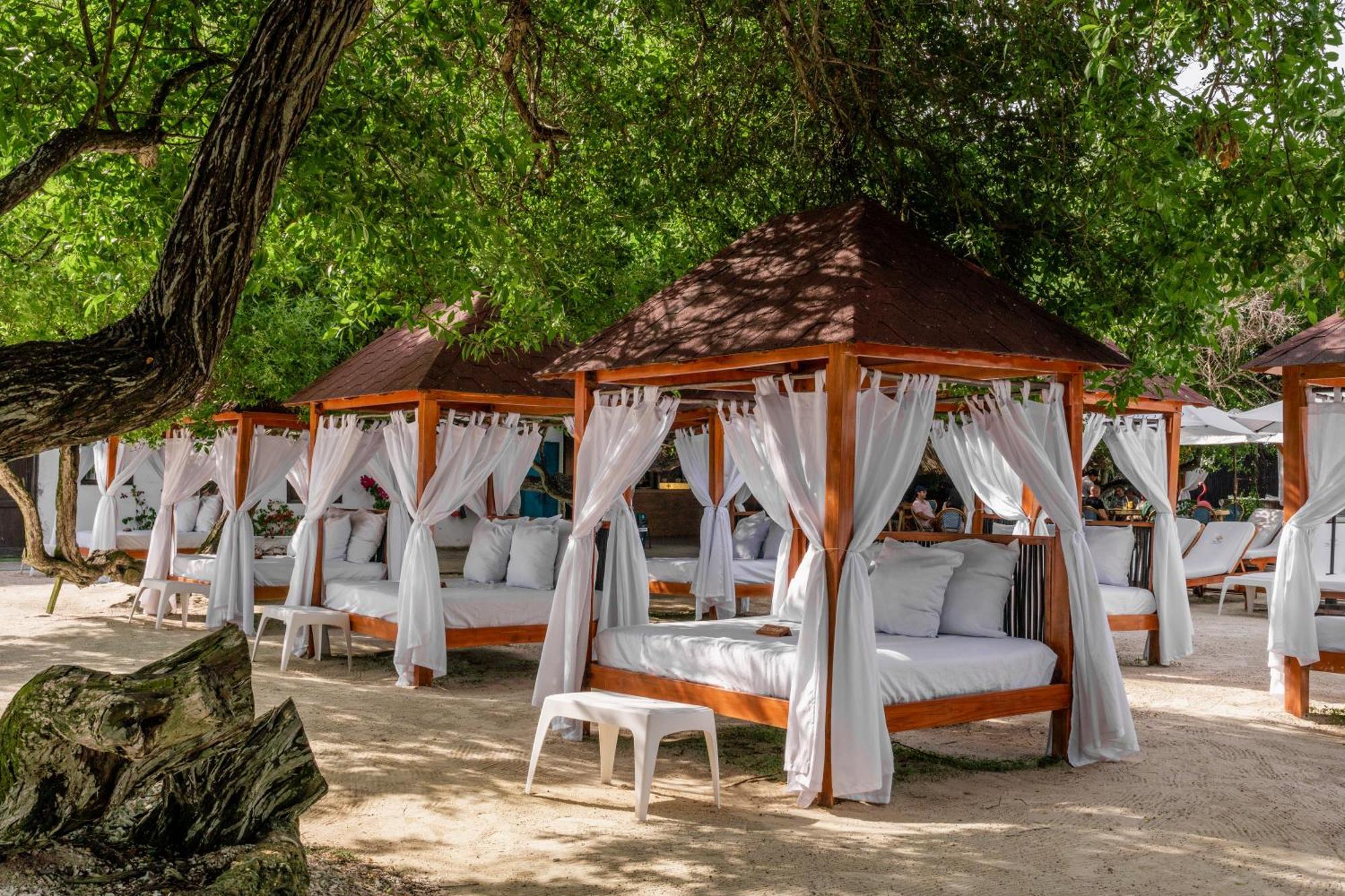 Pao Pao Hotel & Beach Club อีสลากรันเด ภายนอก รูปภาพ